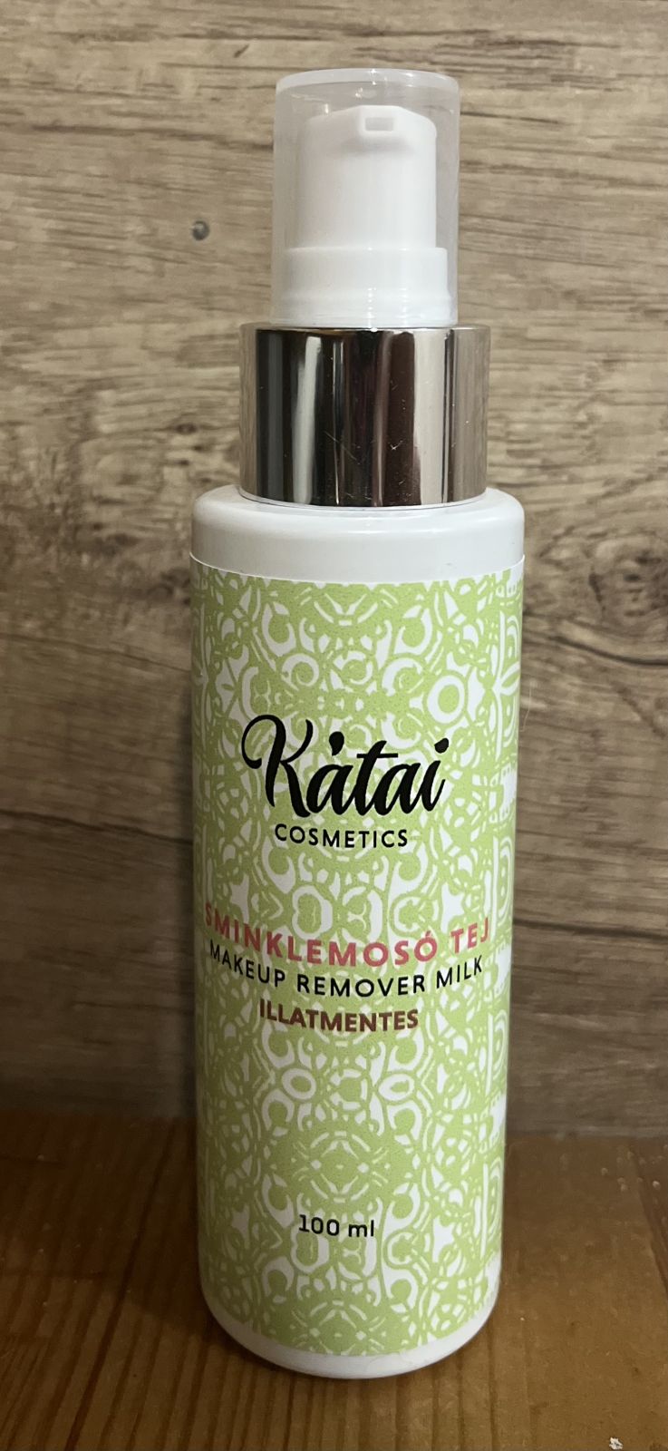 Illatmentes Sminklemosó tej 100 ml
